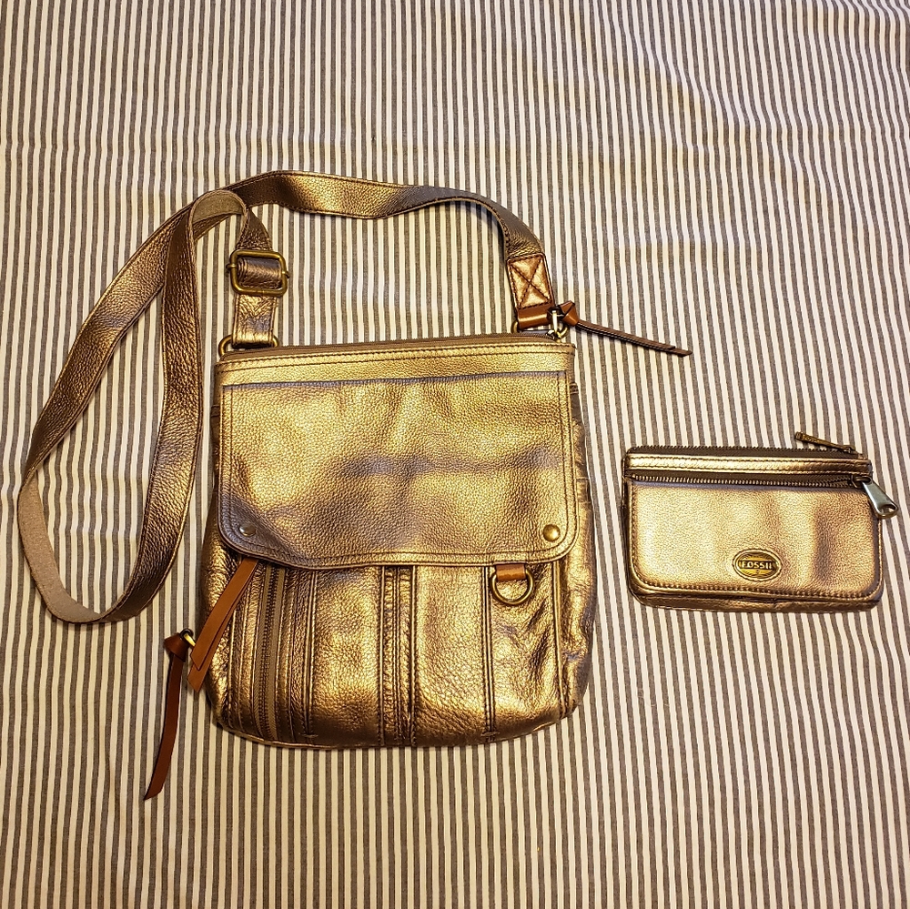 Fossil Morgan crossbody purse w/ matching wallet.